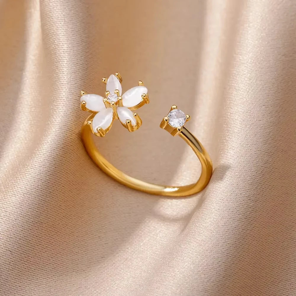 Bague Élégance Dorée – Éclat Intemporel