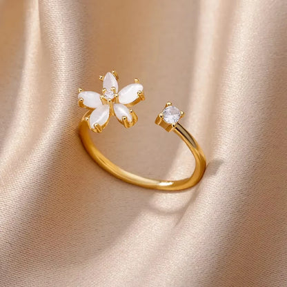 Bague Élégance Dorée – Éclat Intemporel