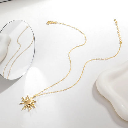 Collier Soleil Doré – Minimalisme & Lumière
