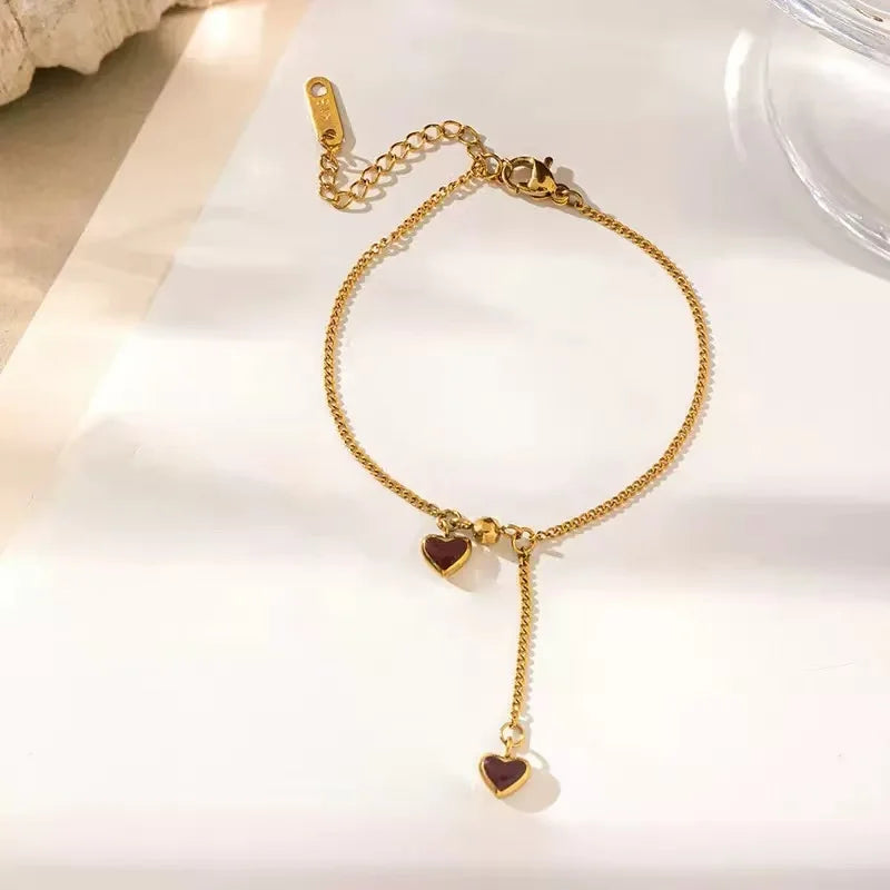 Bracelet doré – élégance délicate & féminine
